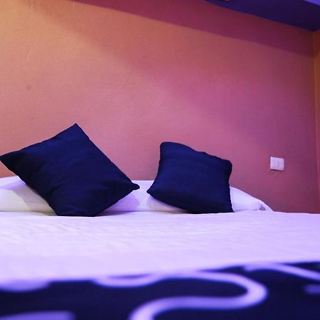 Hotel Oasis Monterrey Luaran gambar