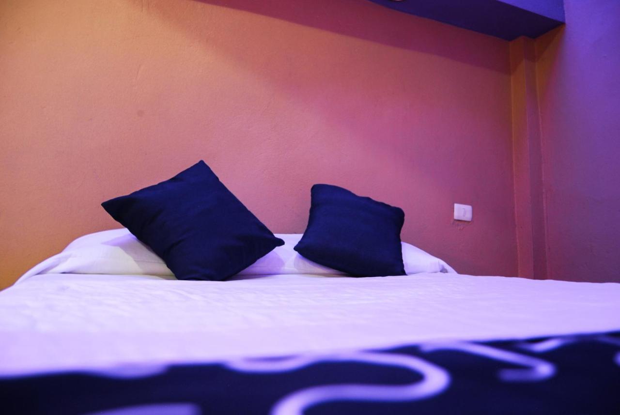 Hotel Oasis Monterrey Luaran gambar