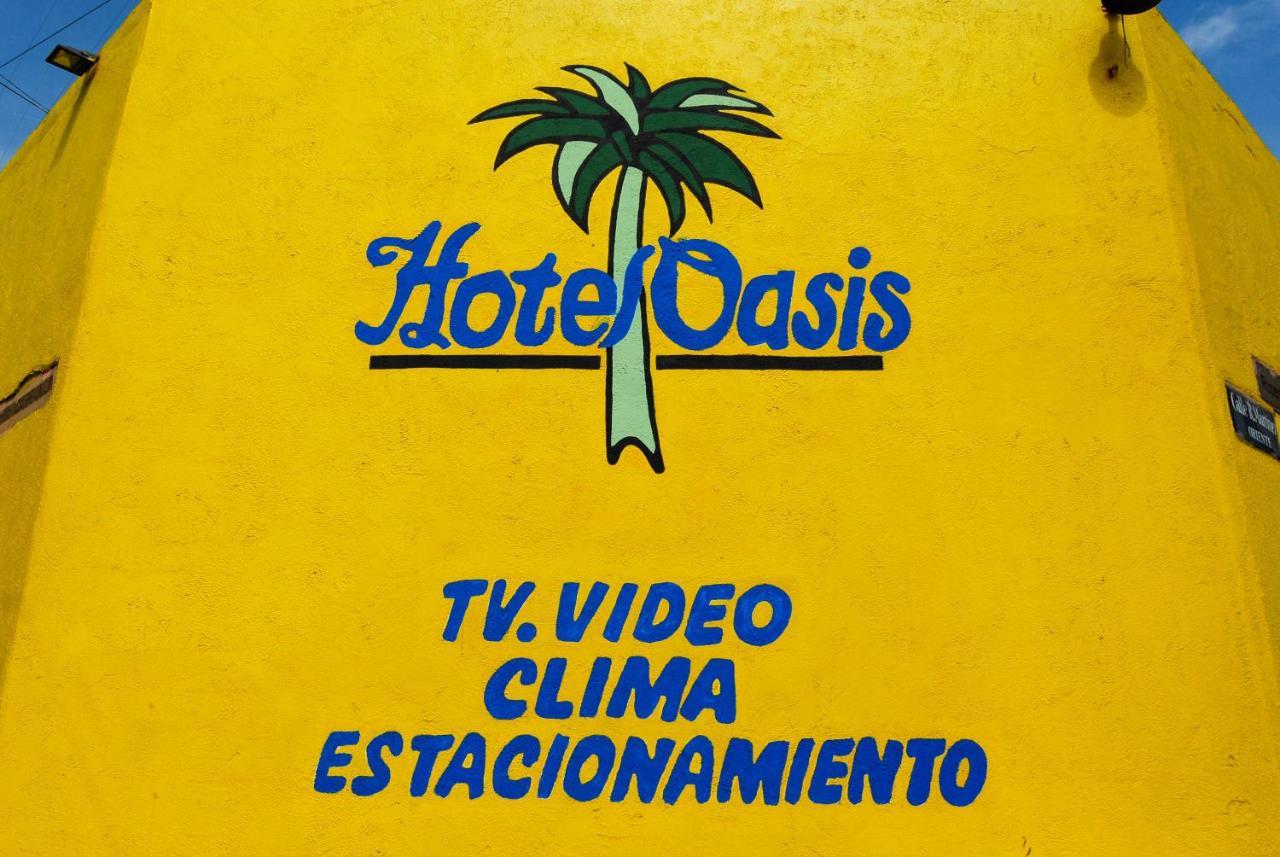 Hotel Oasis Monterrey Luaran gambar